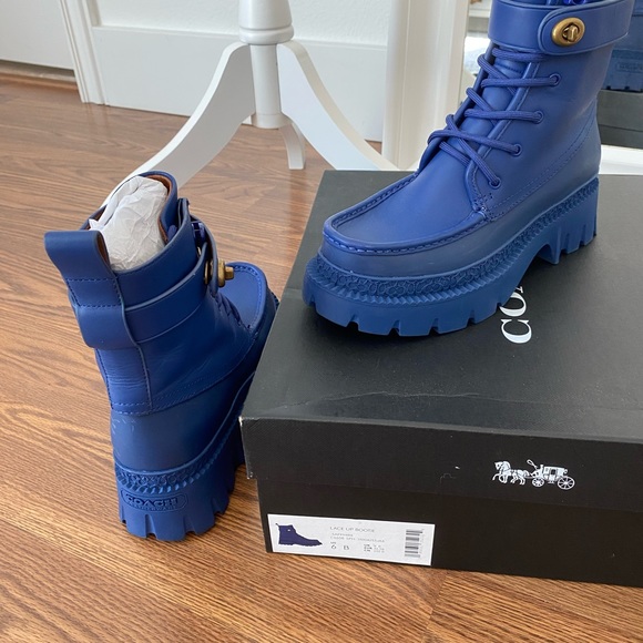 Coach Leather Lug Style Boots with Gold Turnlock Closure in Sapphire Blue 6 - Picture 9 of 11